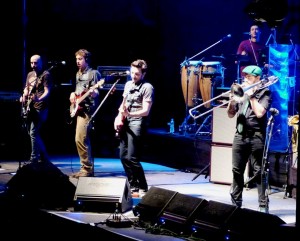 NTVAG TOCANDO
