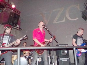 comotto-tocando-otra-muy-bien_r4436_r9567_resampled.jpg